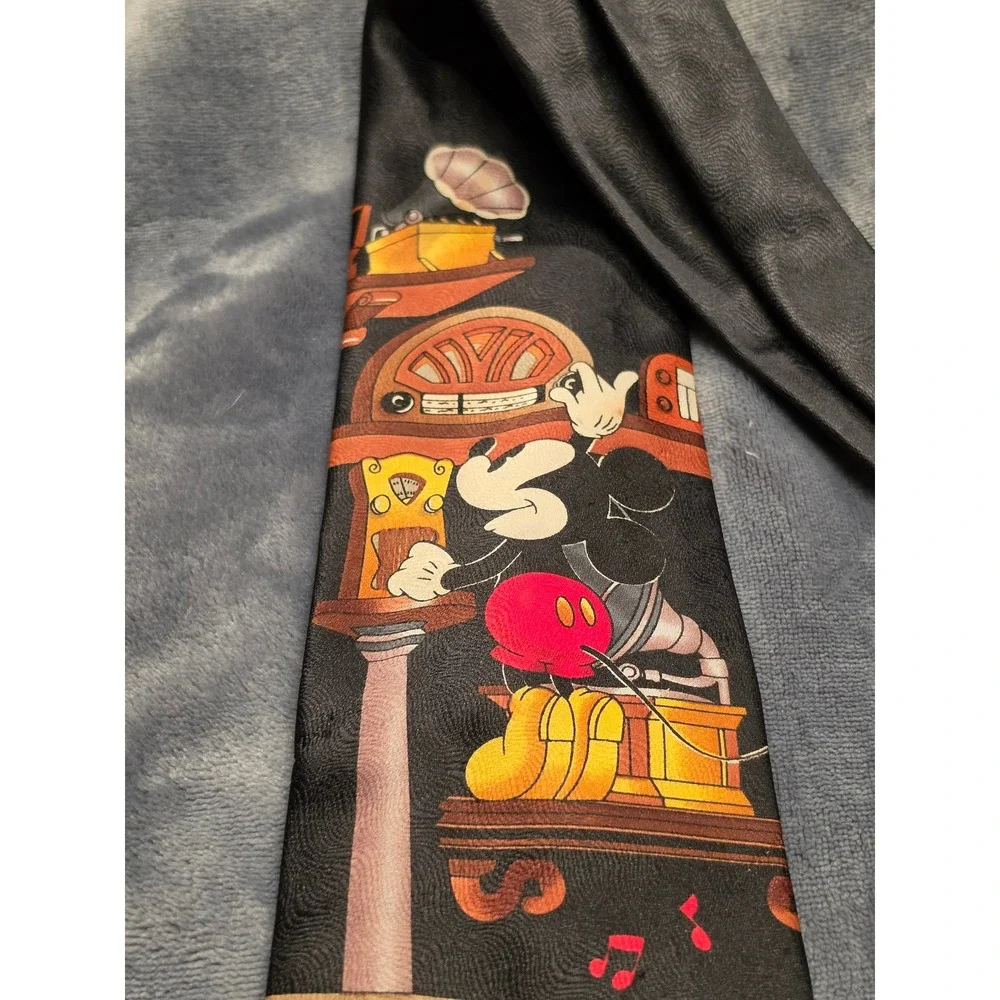 Vintage Mickey Unlimited Disney Tie Mickey Mouse Goofy Radio Gramophone Black